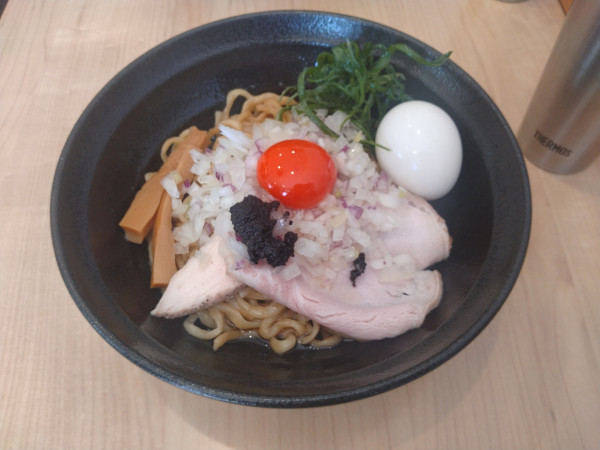 「【限定Z】黒トリュフの混ぜそば(醤油)¥1300-」@「七色の落書き」の写真