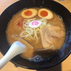 海老出汁ラーメン(900円)