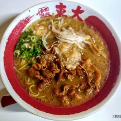 東大ラーメンこってり 豚スラ肉増し