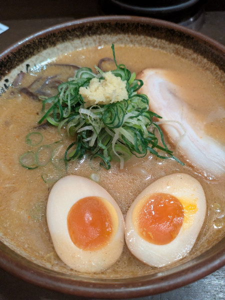 「味玉味噌ラーメン」@真武咲弥 渋谷店の写真
