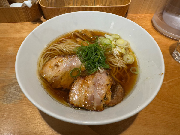 「醤油そば+チャーシュー1枚」@佐々木製麺所の写真