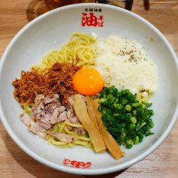 油そば＋Ａ 並盛＋フライドオニオン＋コロナビール