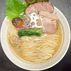 ★＜数量限定＞特中華 貝だし淡麗 塩🍜¥1,380