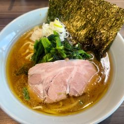 ラーメン＋半ライス
