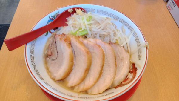 「ラーメンミニ+豚」@ラーメン豚彦 本店の写真