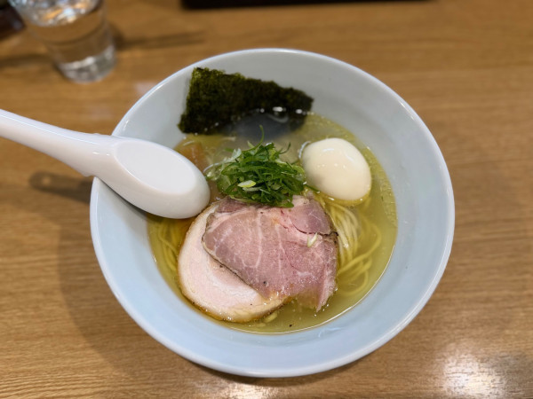 「味玉中華そば 白 1150円」@麺処 浮世の写真