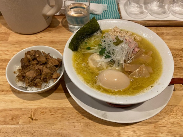 「特製とりそば・ランチタイム小ごはん」@らーめん天神下 大喜の写真