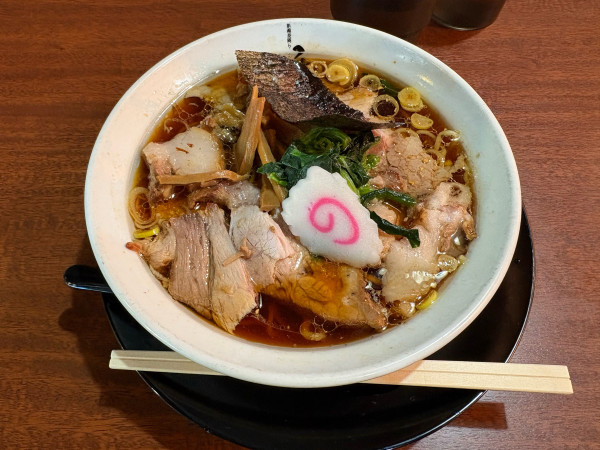 「生姜醤油チャーシュー麺　濃いめ　固め」@新潟長岡らーめん みずさわ 東大宮店の写真