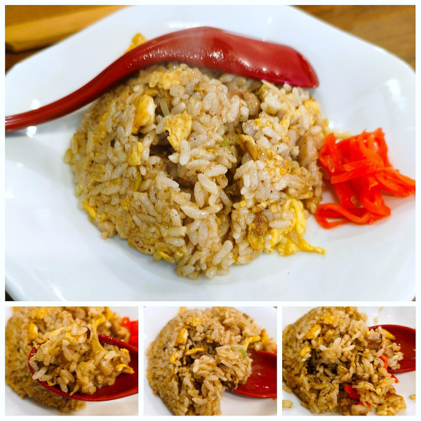 「半チャーハン　¥400」@江戸前煮干し中華そば きみはん 総本店の写真