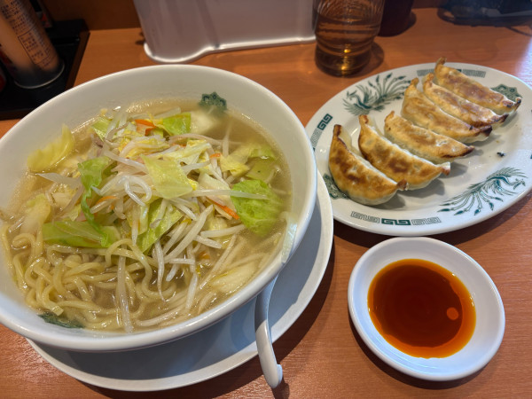 「タンメン＋餃子セット900円」@日高屋 土浦西口店の写真