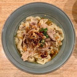 手打スタミナ 生卵付き ¥1,300 ごはん ¥170