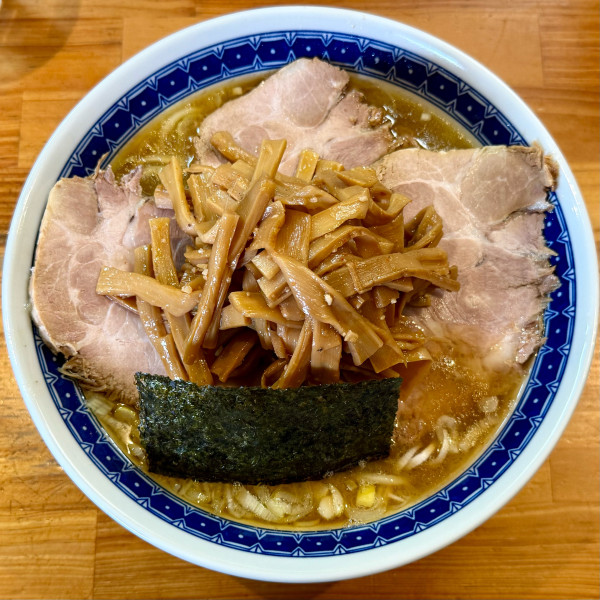 「新・塩ラーメン(小) ¥1,200 メンマチャーシュー ¥600」@自家製中華そば としおかの写真