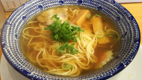 「醤油らーめん（並）」@ちゃんぽん亭総本家 山科西野店の写真