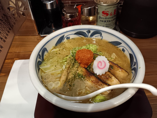 「辛味噌らーめん　900円」@安部製麺所の写真