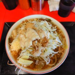 ラーメン200g（ニンニクアブラ）