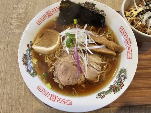 「【土日限定】煮干しラーメン　800円」@麺処 中むらの写真