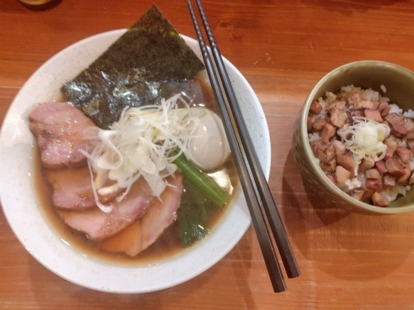 「味玉叉焼醤油ラーメン」@ラーメン たのしみの写真