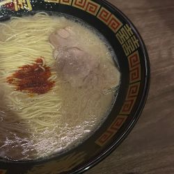 天然とんこつラーメン