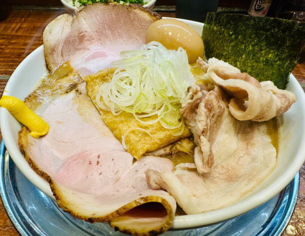 「濁りスペシャル【1700円】」@元祖一条流がんこラーメン たま館分店の写真