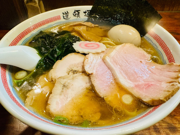 「特製中華そば【1450円】」@中華めん処 道頓堀の写真