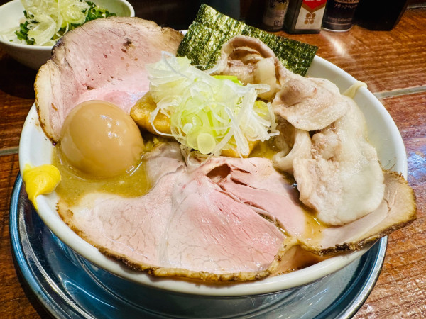 「濁りスペシャル【1700円】」@元祖一条流がんこラーメン たま館分店の写真