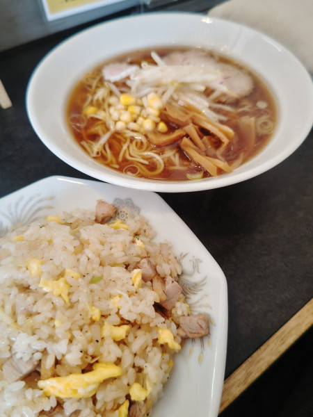 「ラーメン半チャーハンセット(1,250円)」@らーめんメルシーの写真