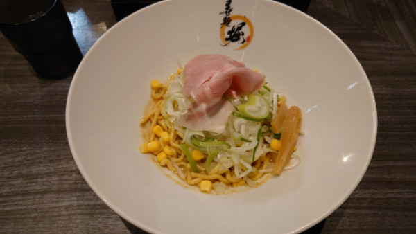 「背脂まぜ麺味噌󠄀 中盛 玉ねぎ多め」@麺'sBar 堀の写真