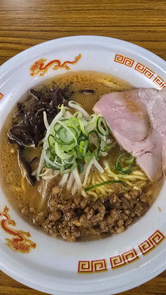 「北海道旭川味噌らーめん　1000円」@くじら食堂 nonowa東小金井店の写真