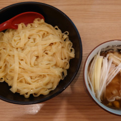 小麦と肉 桃の木の画像