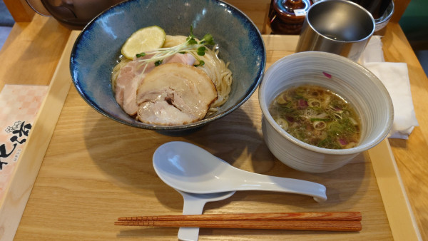 「鰹昆布水つけそば」@中華そば 花道の写真