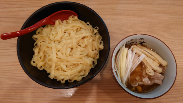 「コクまろ塩 麺量250g」@小麦と肉 桃の木の写真