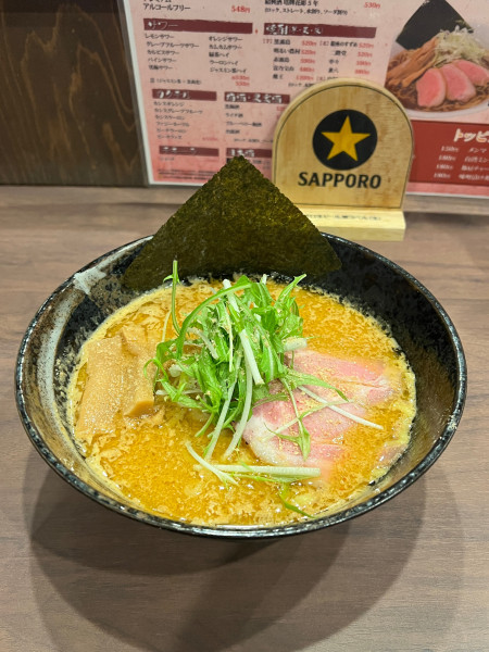 「牛骨味噌らーめん」@らーめん 一八の写真