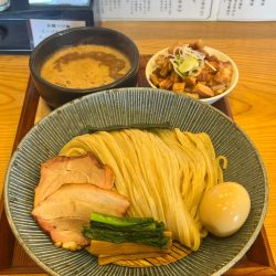 味玉豚骨魚介つけ麺