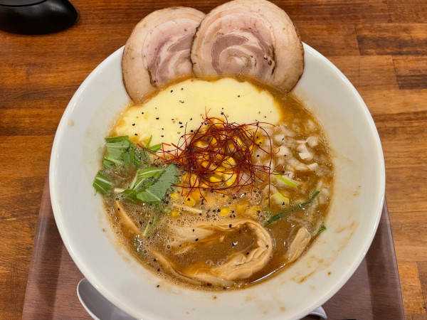 「八丁味噌鶏白湯￥１１８０　チーズトッピング￥２５０」@鶏白湯ラーメン専門店 HEITAIYAの写真