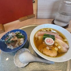 羅臼昆布と鮭節の中華そば