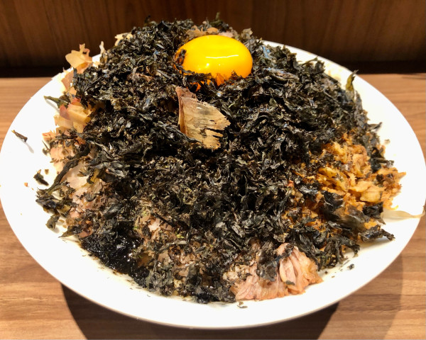 「ぽんず1250円　汁無し100円　岩のり200円」@らーめん菊の写真