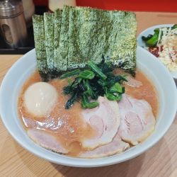特製ラーメン（並）+ライス（並）