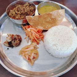 粗挽きポークキーマカレー　１５００円　※