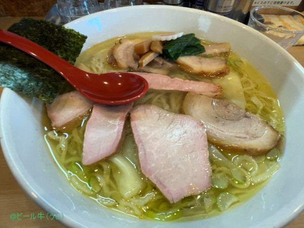 「焼豚ワンタン麺大盛(1750円)、塩生姜ラーメンに変更(100円」@白河手打中華そば 法隆の写真