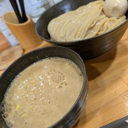 鶏白湯つけ麺こってり・味玉増し