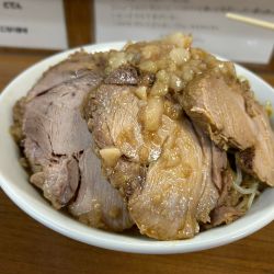 ラーメン大、豚増し