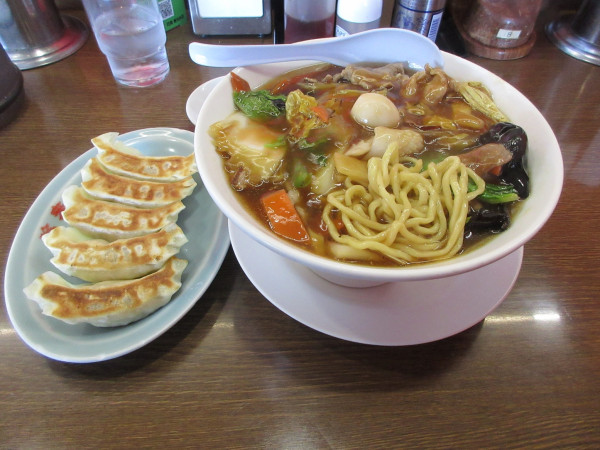 「珍来麺（９３５円）＋餃子３００円」@珍來 石岡東光台の写真