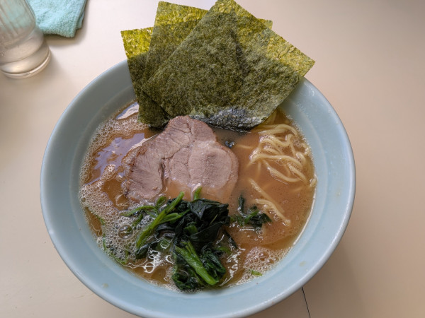 「ラーメン並」@横浜家系ラーメン田中の写真