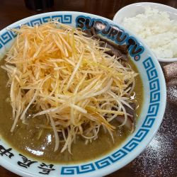 冬季限定ニボ味噌カレー麺ライス付