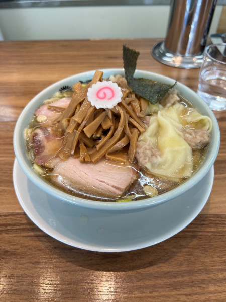 「ワンタン麺」@飯村製作所の写真