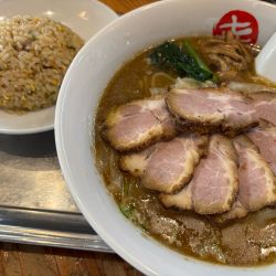 肉そば 小＋ワンタン＋チャーハン 小（2100円）