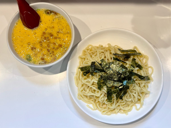 「納豆ざるらぁめん（1,100円）」@らぁめん ほりうち 新橋店の写真