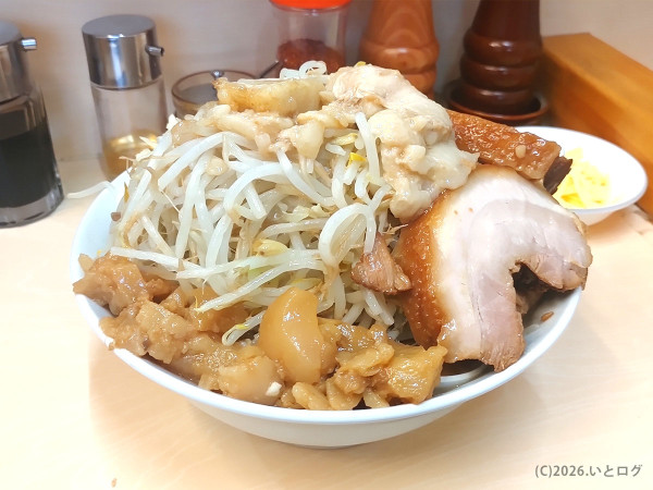 「ラーメン 大盛り（＋キムチ＋チーズ）」@自家製ラーメン 大者の写真