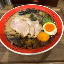 玉子入りラーメン(卵黄と味玉）