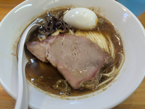 「味玉付き煮干ソバ(1150円)」@煮干中華ソバ イチカワの写真